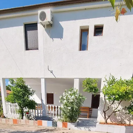 Jukic Pr アパート